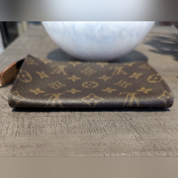 Authentic Louis Vuitton Accessories Pouch - Picture 8 of 12